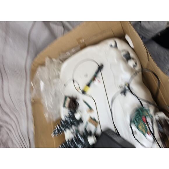 The Magic Of Mainstreet 1997 Trendmasters Lighted Animated Christmas Village - Picture 7 of 13